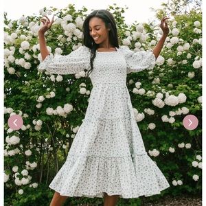 Ivy City Co White Floral Maxi Dress